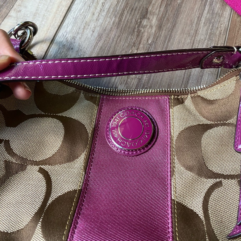 Coach crossbody - Picture 6 of 7